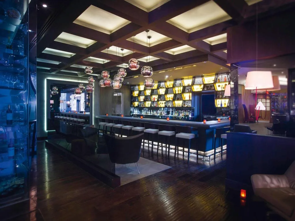 Restaurant, Movenpick Hotel Jumeirah Beach, Dubai