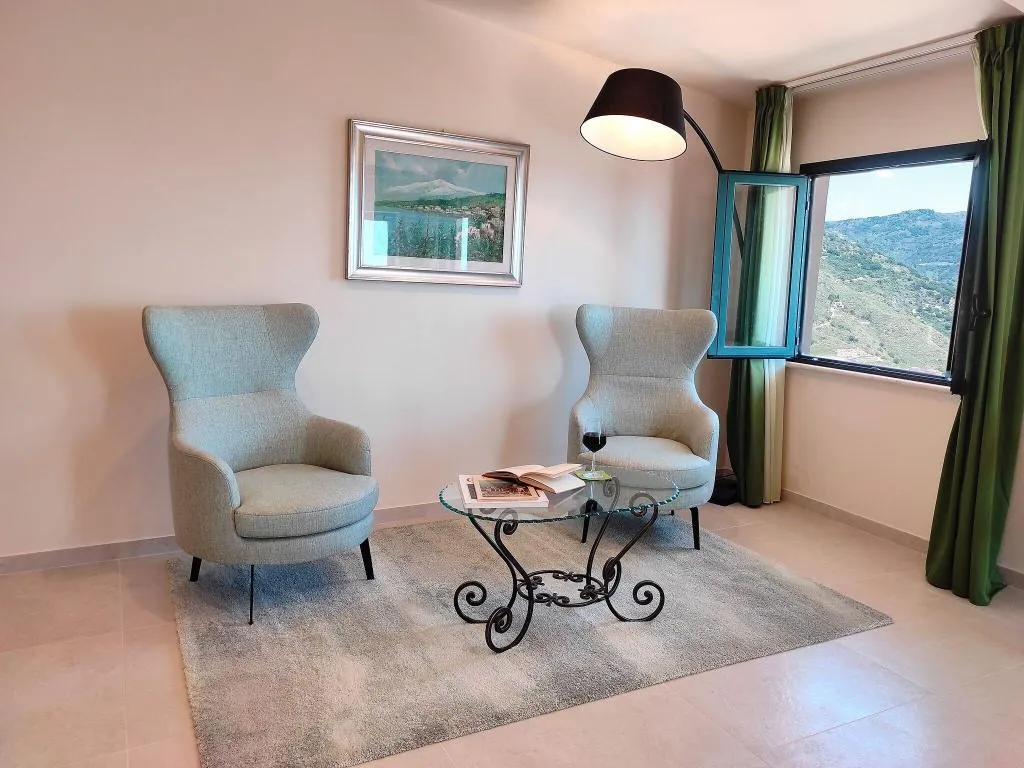 STUDIO SEA VIEW WITH TERRACE Room, La Pensione Svizzera, Taormina