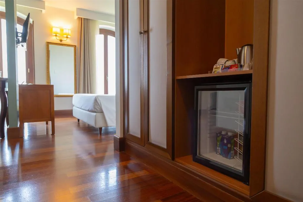 JUNIOR SUITE CAPACITY 3 Room, Best Western Hotel Santa Caterina, Catania