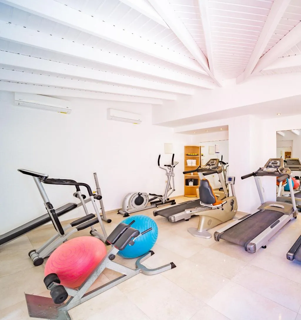 Sports and Entertainment, High Beach White, Crete
