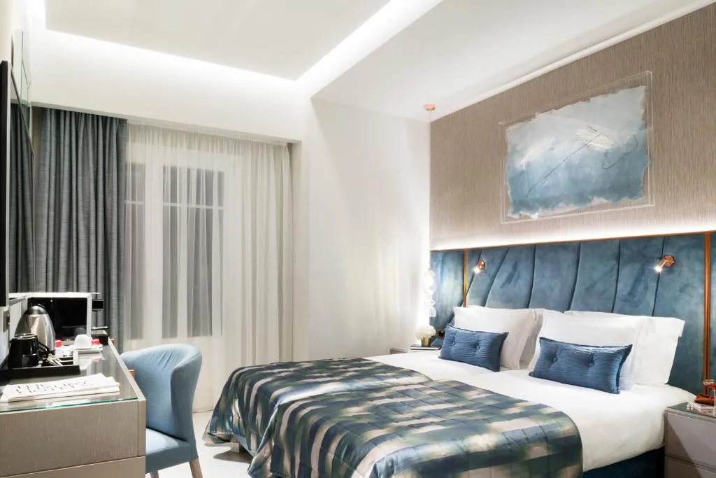SINGLE DELUXE Room, Grand Hotel Palace Thessaloniki, Halkidiki