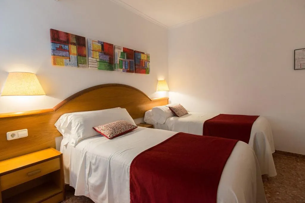 Room, Hostal Menurka, Menorca