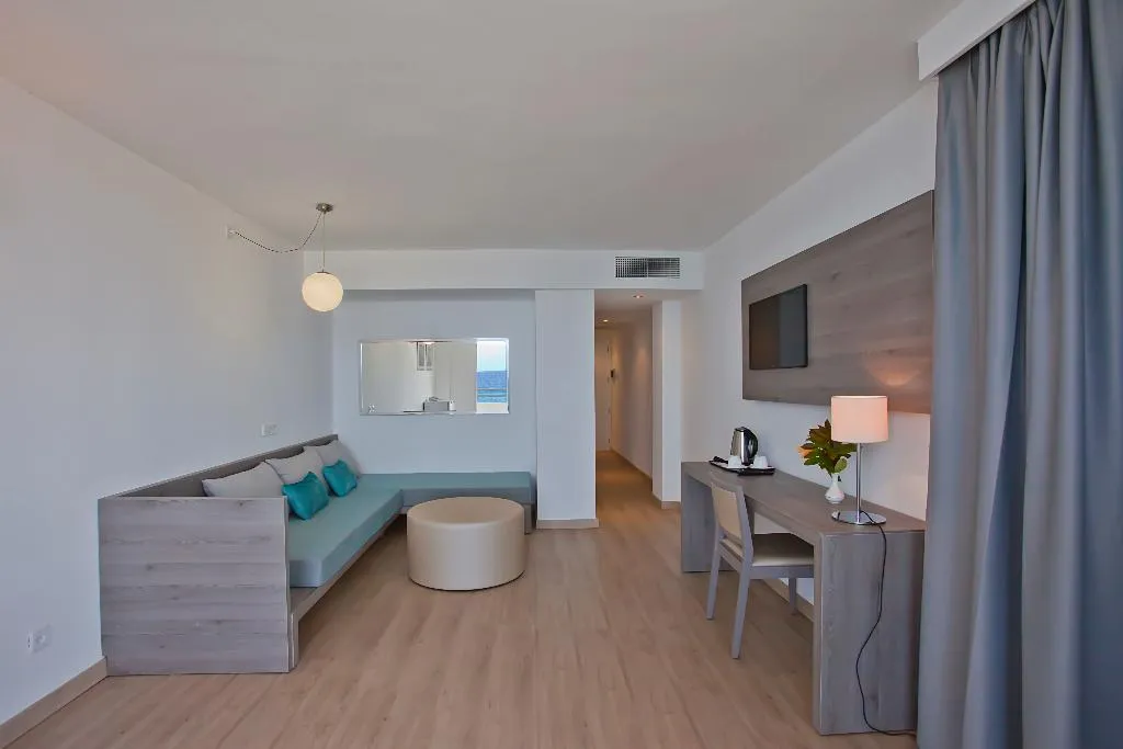 APARTMENT STANDARD Room, Playa Dorada, Majorca