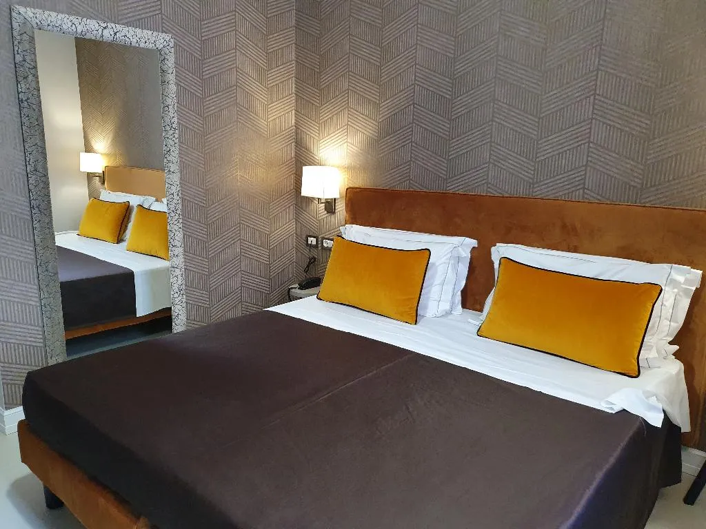 DOUBLE DELUXE Room, Maxim Axial, Florence
