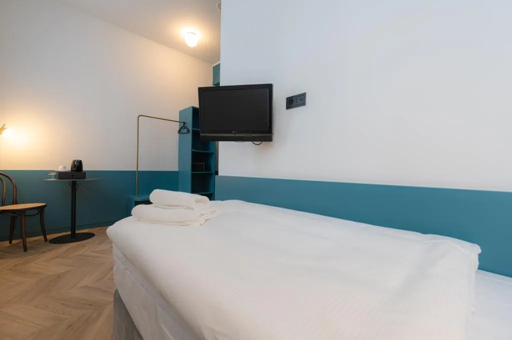 SINGLE SUPERIOR WITH AIR CONDITIONING Room, Beranek, Prague