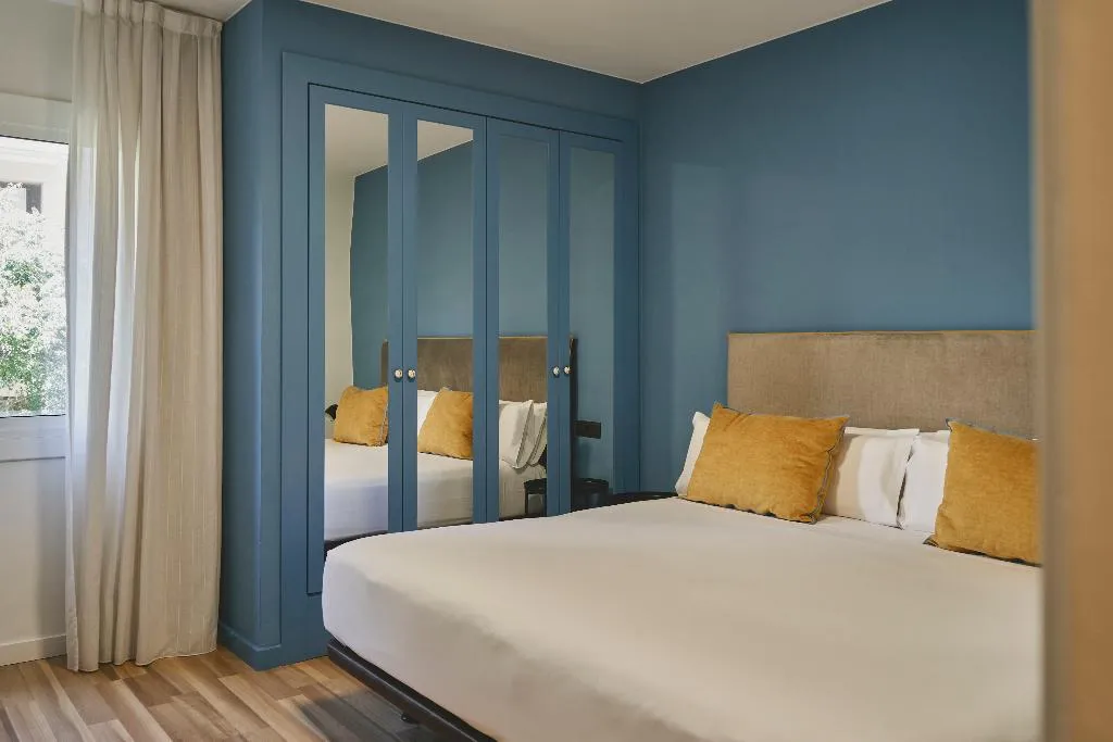 DOUBLE WITH DOUBLE BED Room, Arenas Atiram Hotel, Barcelona