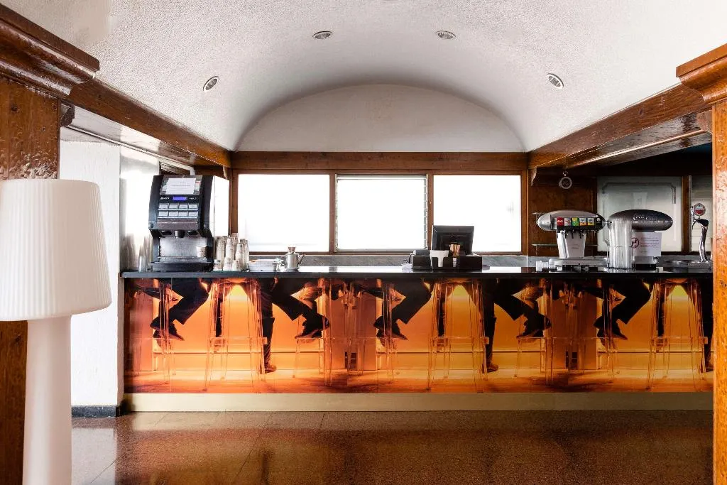 Bar, Catalonia Punta del Rey, Tenerife