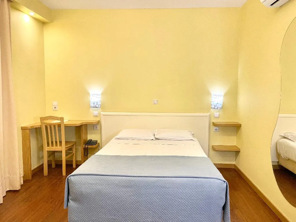 DOUBLE SUPERIOR Room, Universal, Porto