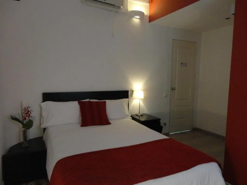 DOUBLE STANDARD Room, Hostal BruStar Gotic, Barcelona