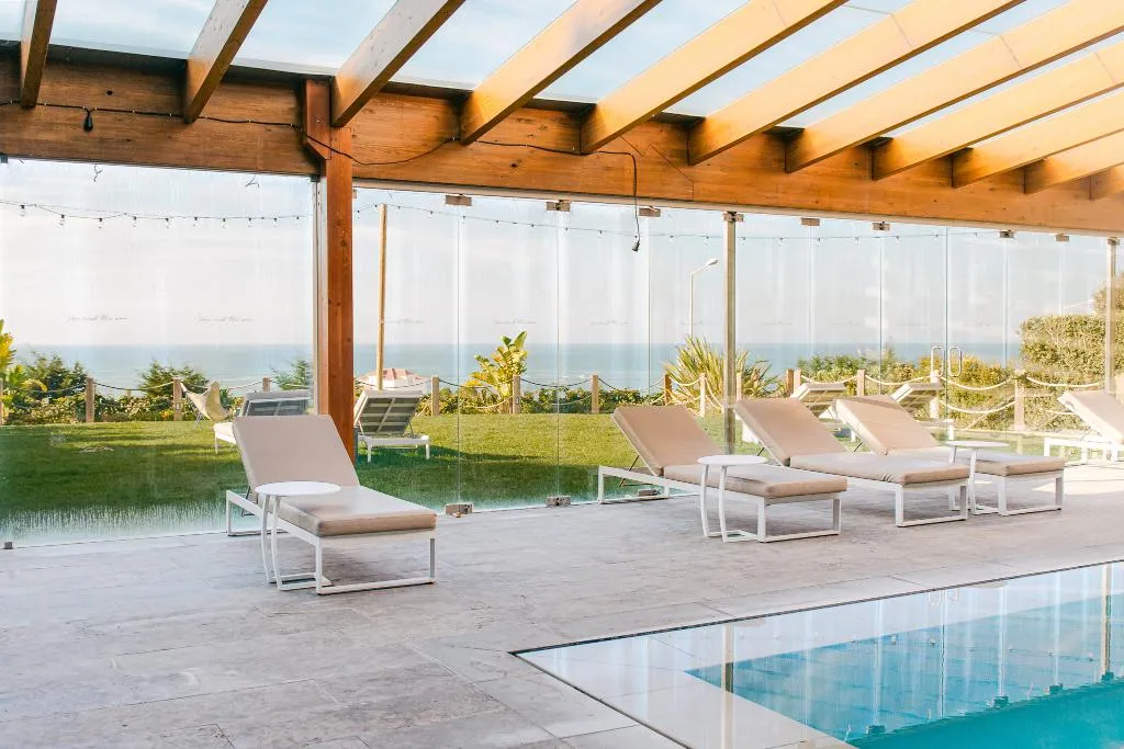 Pool, You and the sea, Lisbon