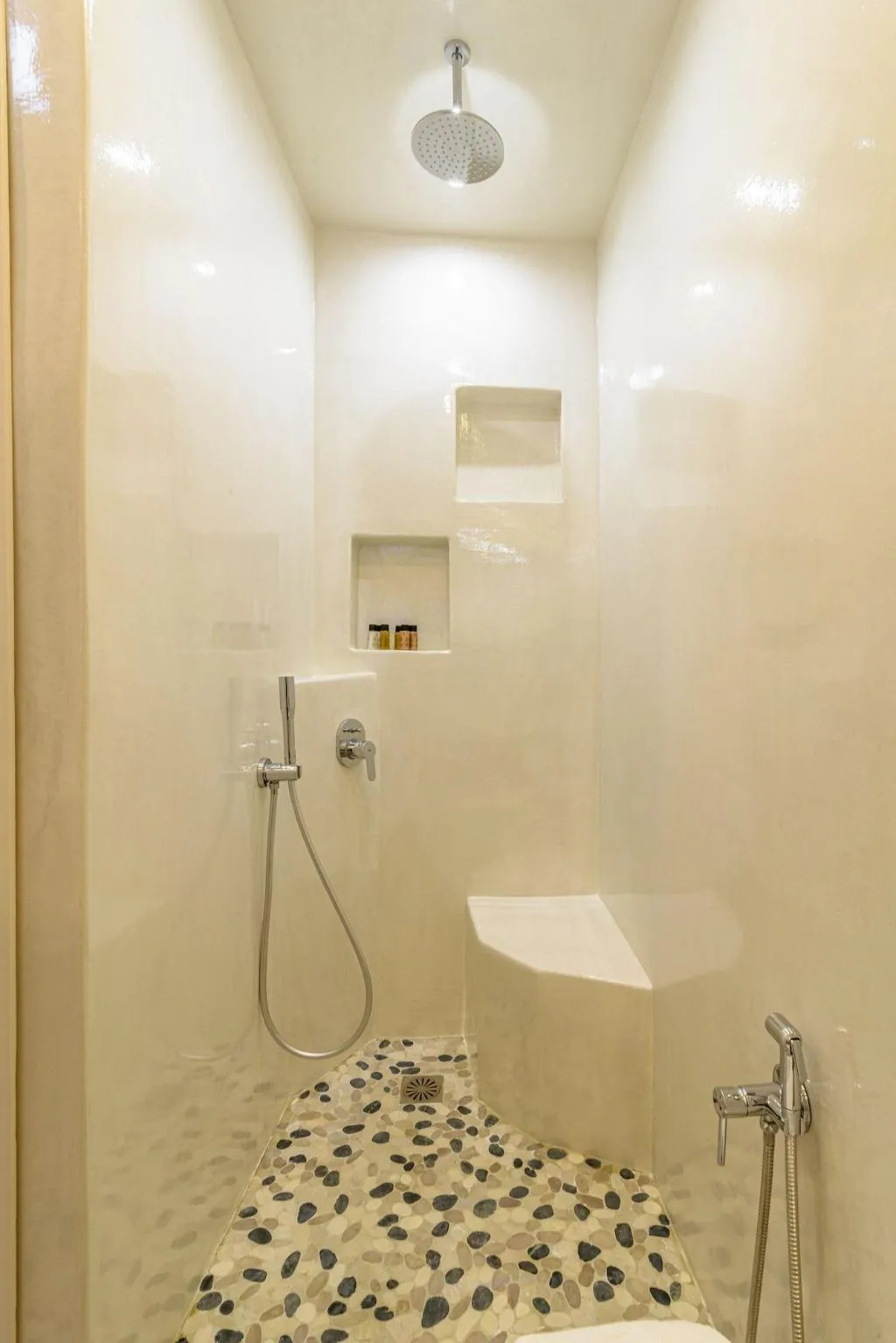 Room, Golden Grey Goose, Santorini