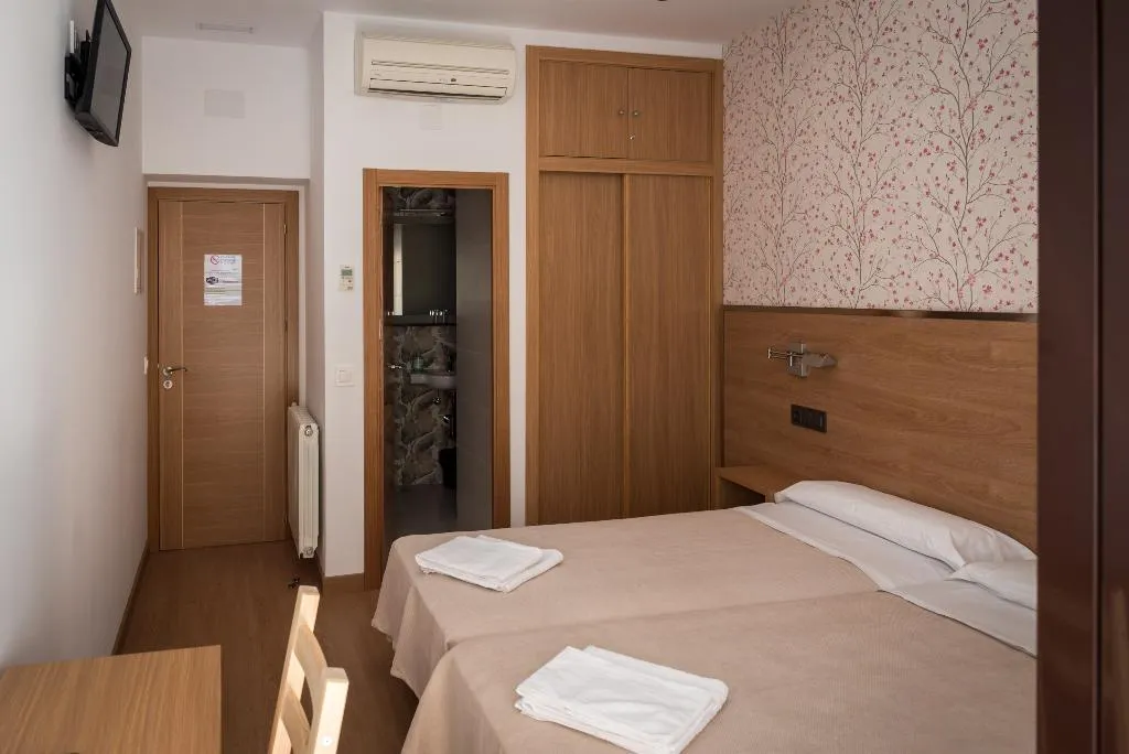 DOUBLE TWO BEDS Room, San Antonio, Madrid
