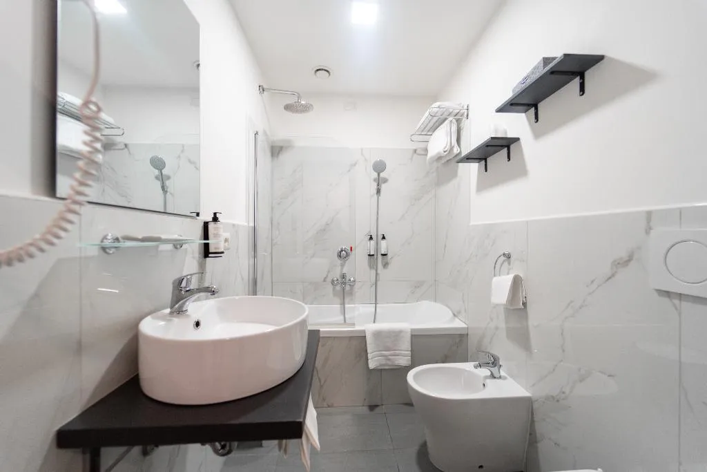 TRIPLE STANDARD Room, Oxford, Rome