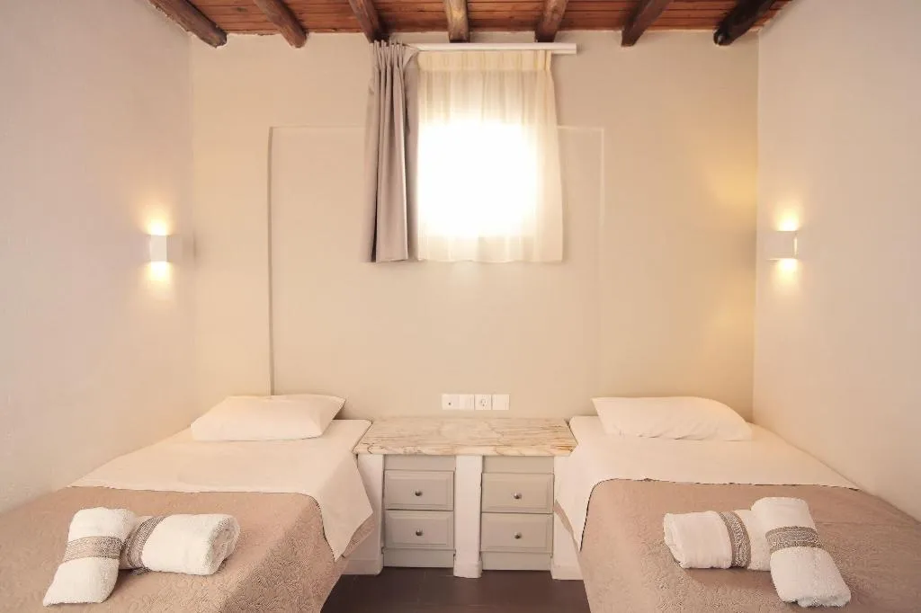 Room, Kritikakis Village Apartments, Santorini