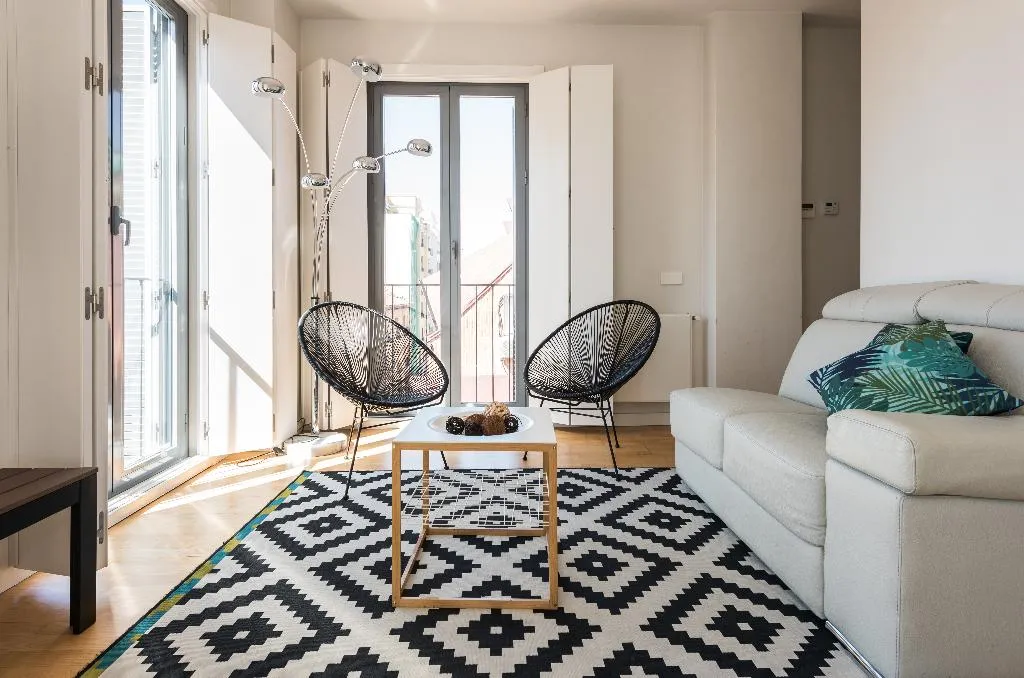 STUDIO CAPACITY 3 Room, Apartamentos Madrid Puerta del Sol, Madrid