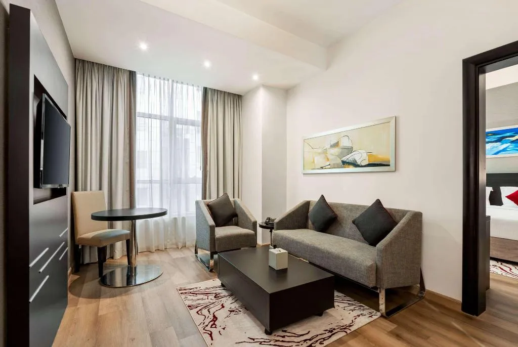 JUNIOR SUITE NON SMOKING Room, Ramada By Wyndham Dubai Barsha Heights Ex AurisInn, Dubai