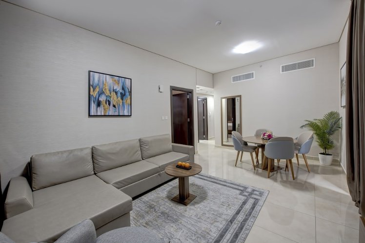 Royal Regency Suites Dubai Marina, Dubai