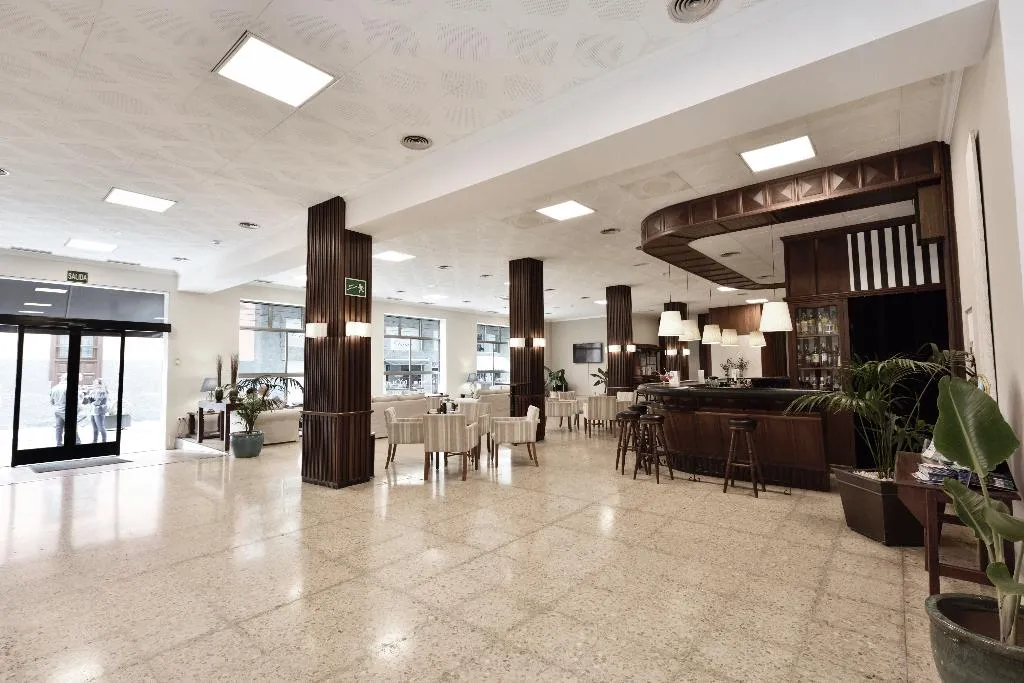 Lobby, Marte, Tenerife
