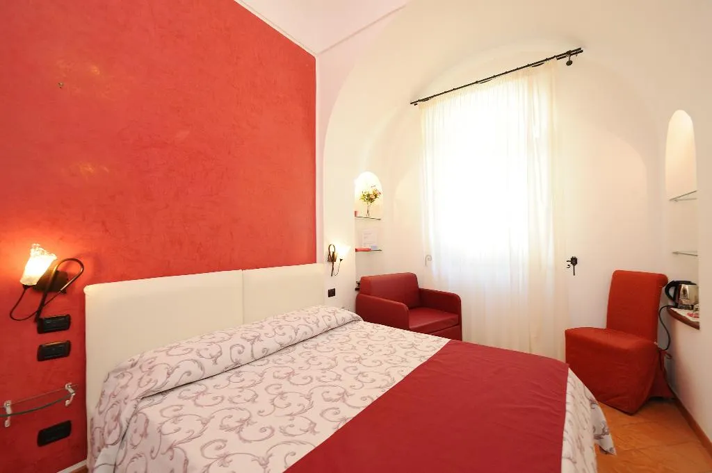 TRIPLE DELUXE Room, Hotel Villa Annalara, Naples
