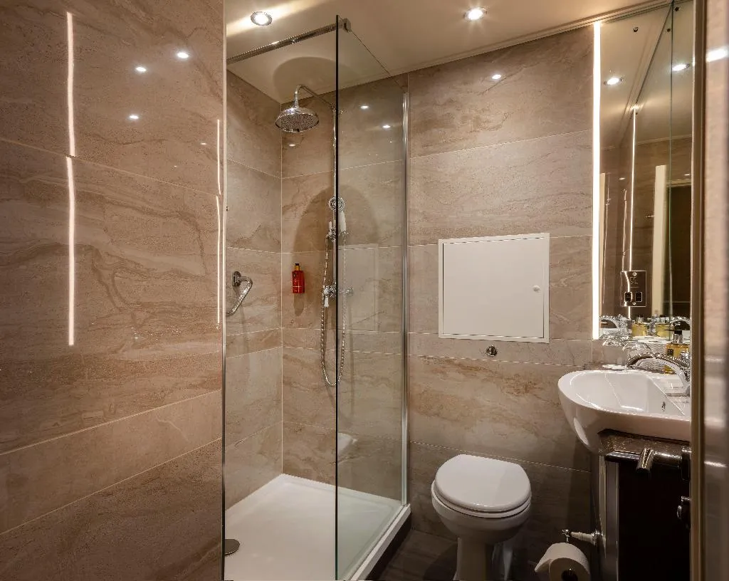 TWIN STANDARD Room, Cassidys, Dublin