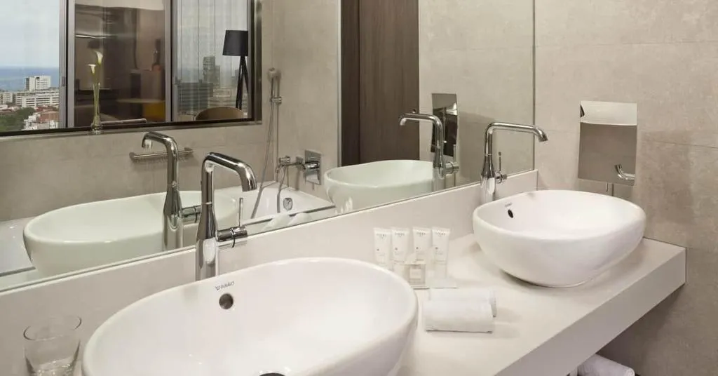 Room PREMIUM SEA VIEW Room, Melia Barcelona Sky, Barcelona
