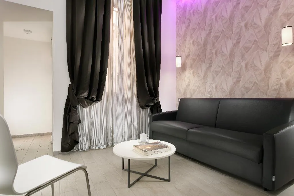 TRIPLE SUPERIOR Room, Patria, Rome