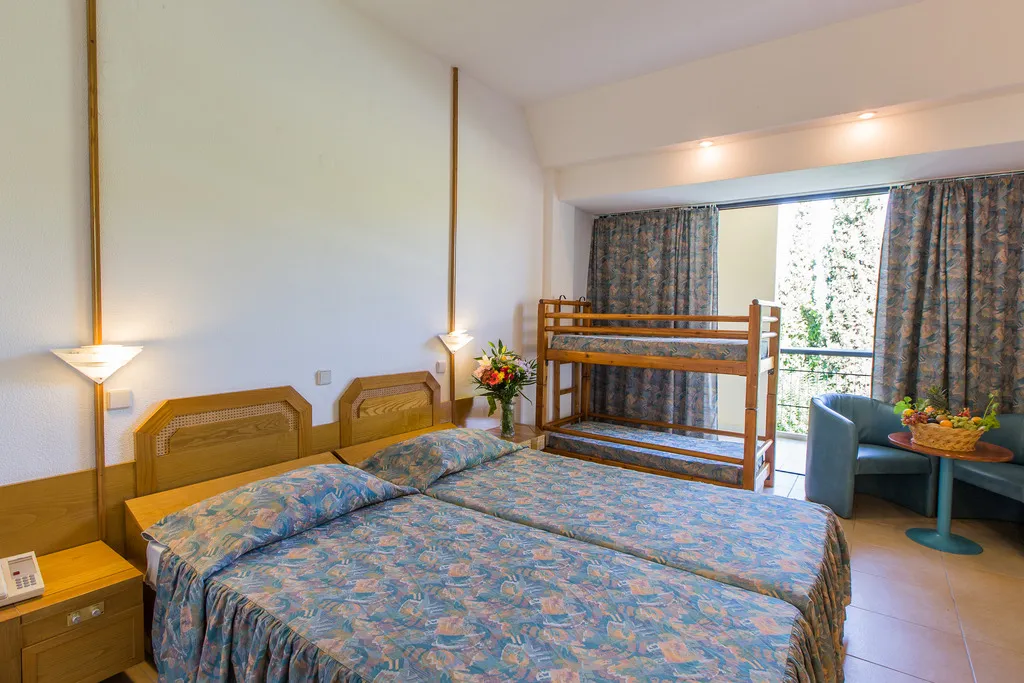 FAMILY ROOM GARDEN VIEW Room, Blue Sea Holiday Village, Rhodes