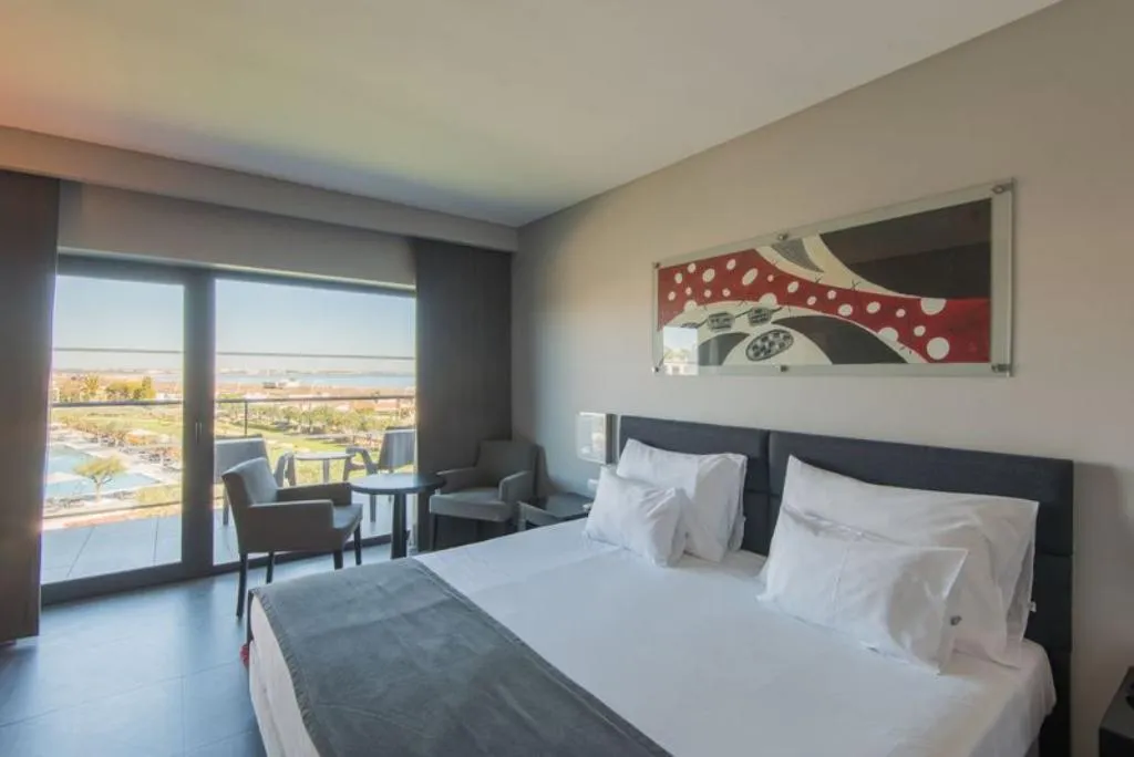 JUNIOR SUITE CLASSIC Room, Vila Gale Lagos, Algarve