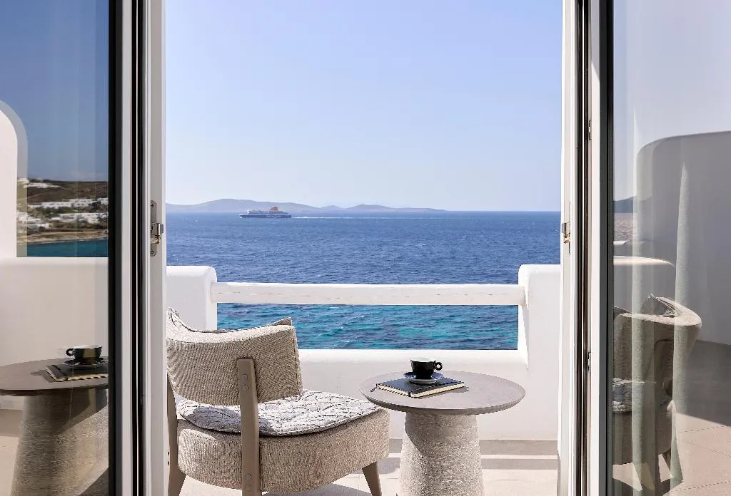 SUITE DELUXE SEA VIEW Room, Amazon Mykonos Resort & Spa, Mykonos