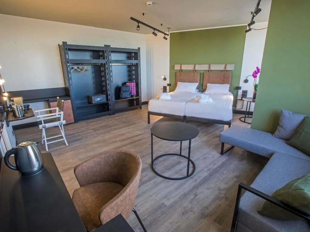 DOUBLE WITH DOUBLE BED Room, Mercure Roma Cinecittà (New Opening), Rome