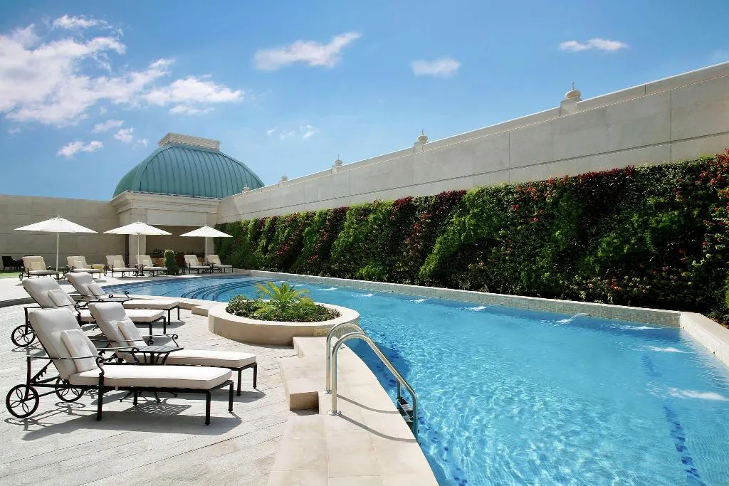 Pool, Al Habtoor Palace, Dubai