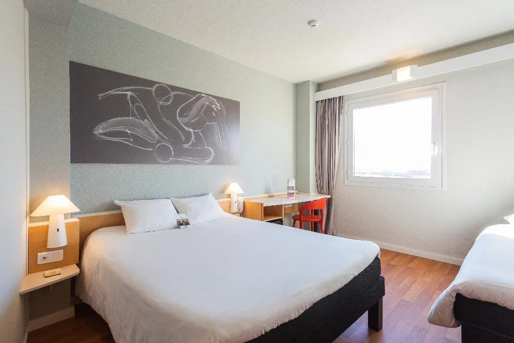 DOUBLE WITH DOUBLE BED Room, ibis Alicante Elche, Costa Blanca