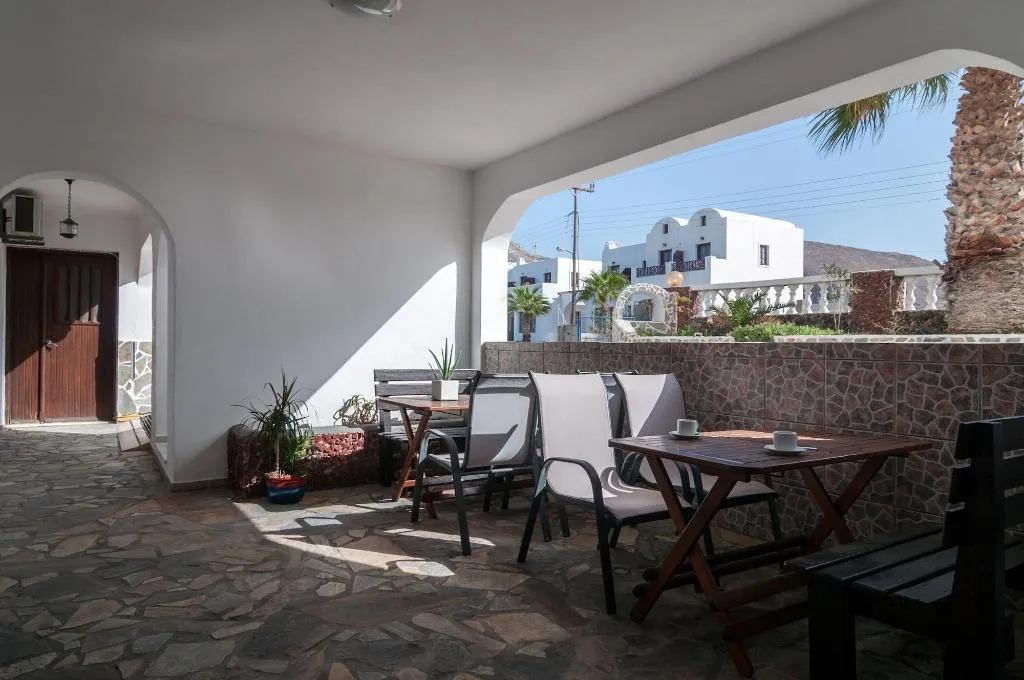 Room, Holiday Beach Resort, Santorini