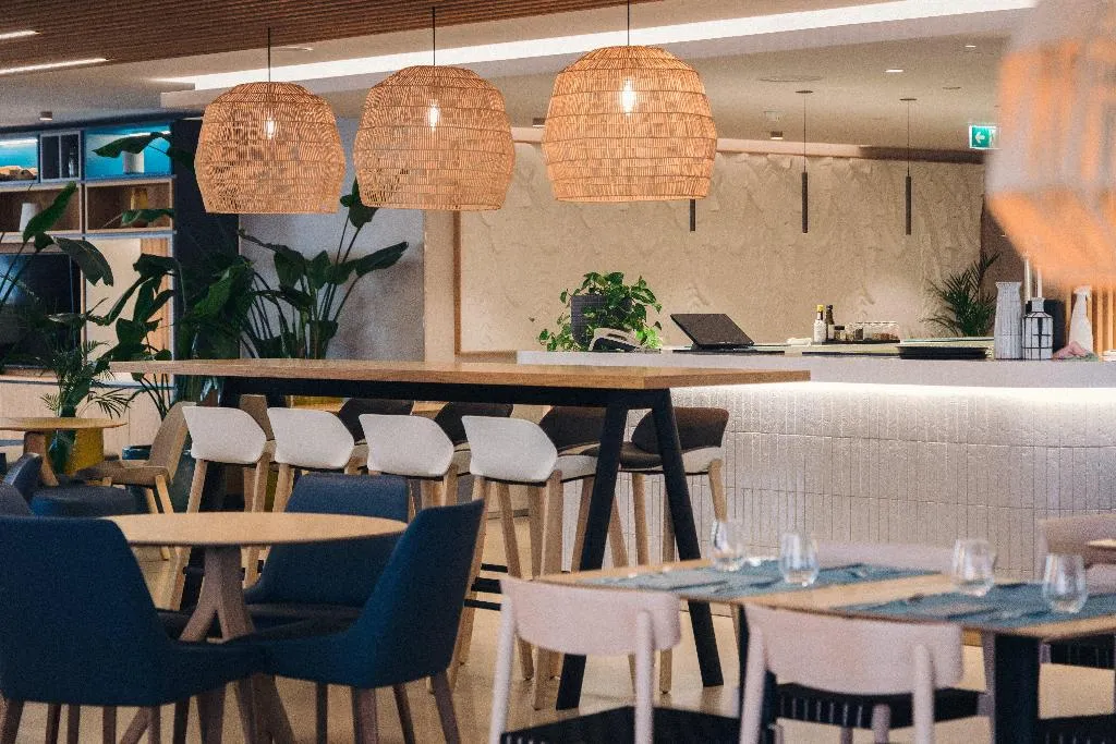 Bar, Holiday Inn Lisboa, Lisbon