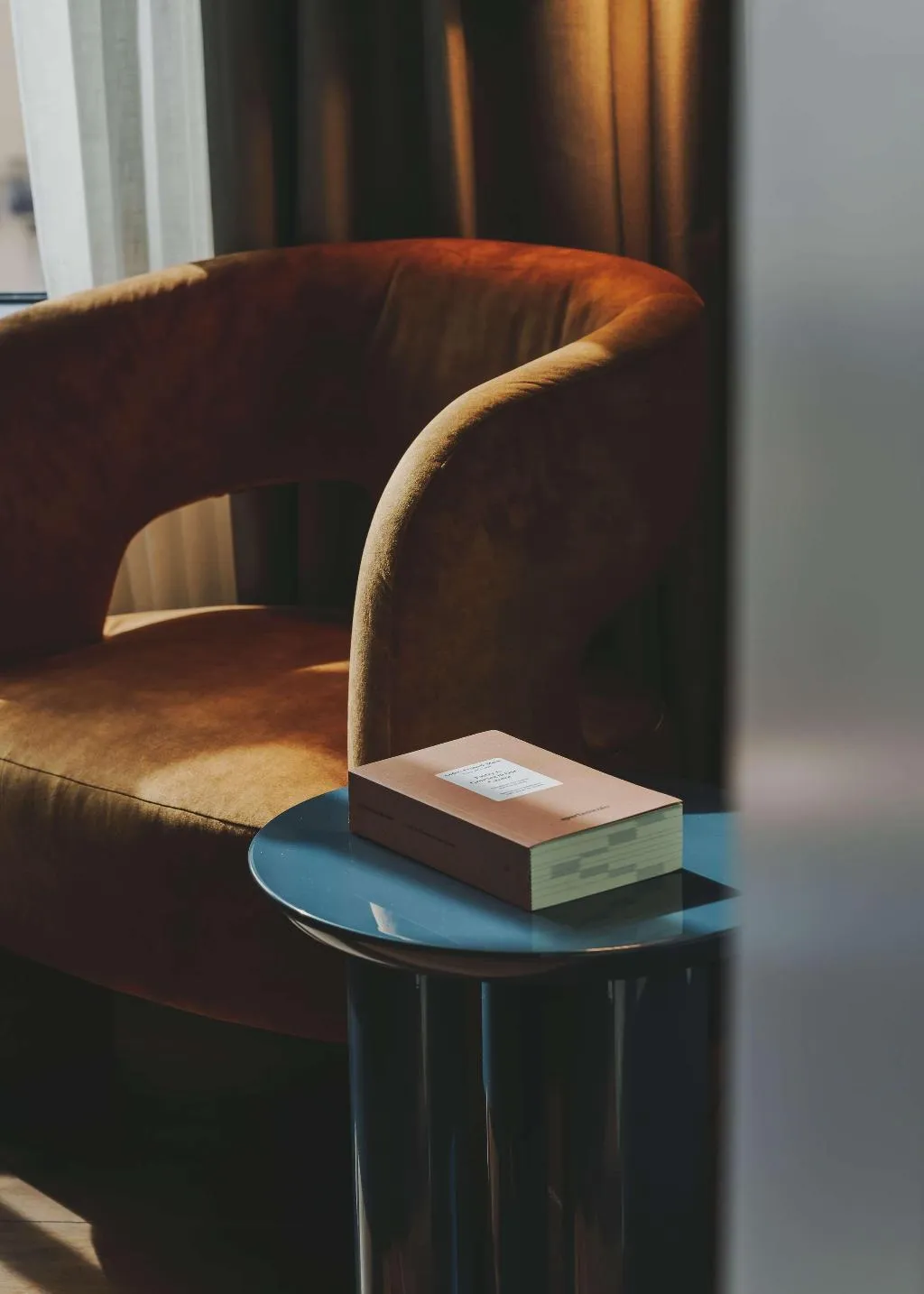 Room, Regina, Barcelona
