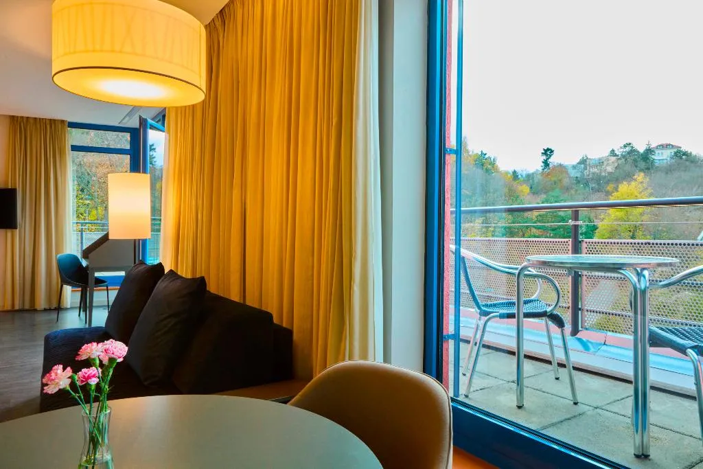 APARTMENT WITH TERRACE Room, NH Prague City, Prague