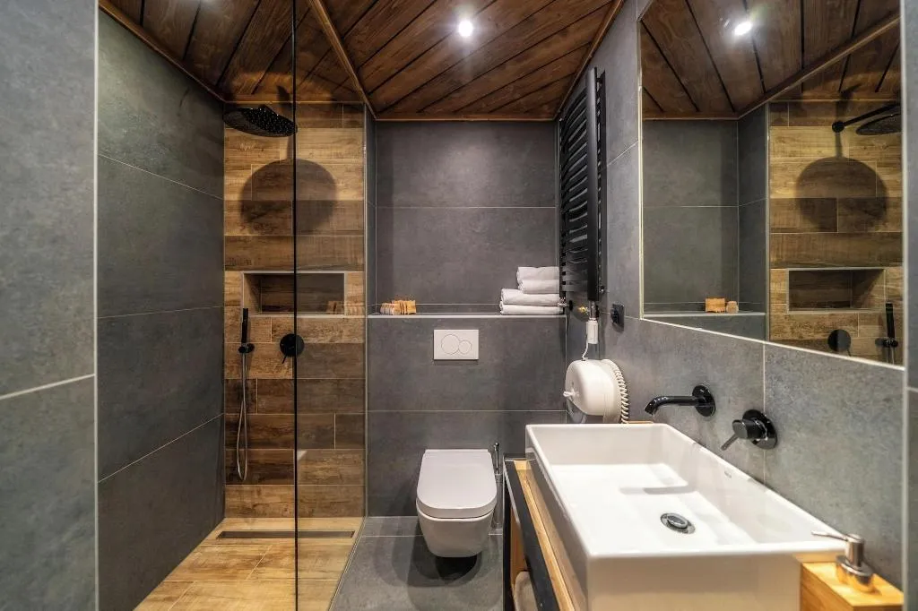 Room, ApartHotel Giewont, Krakow