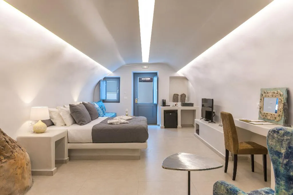 SUITE STANDARD Room, Tramonto Secret Villas, Santorini