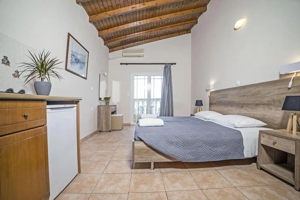 Room, Trabukos Beach Complex, Corfu