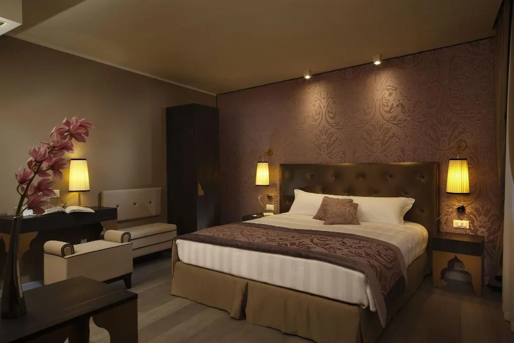 TRIPLE TWO BEDS Room, Arcadia, Venice