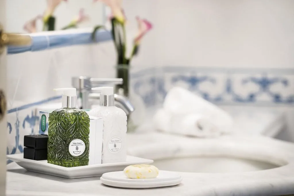 Room, Excelsior Belvedere Hotel & Spa, Naples