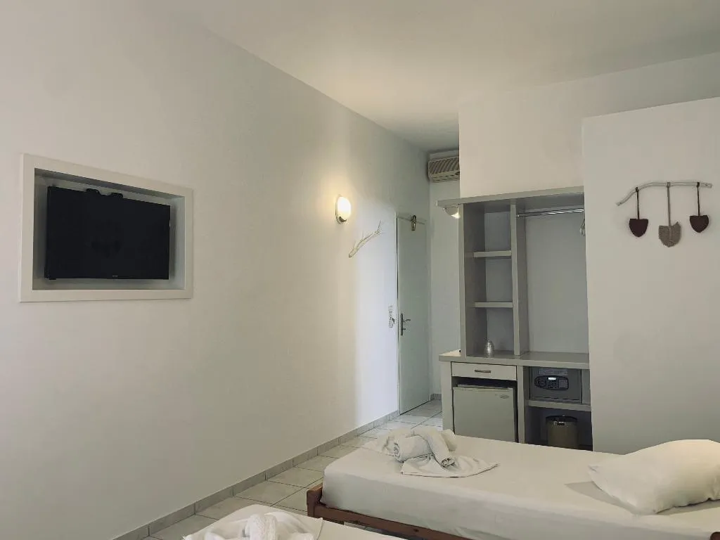 Double or Twin STANDARD Room, Aegeon, Santorini