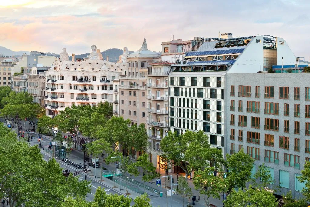 General view, Royal Passeig de Gracia, Barcelona