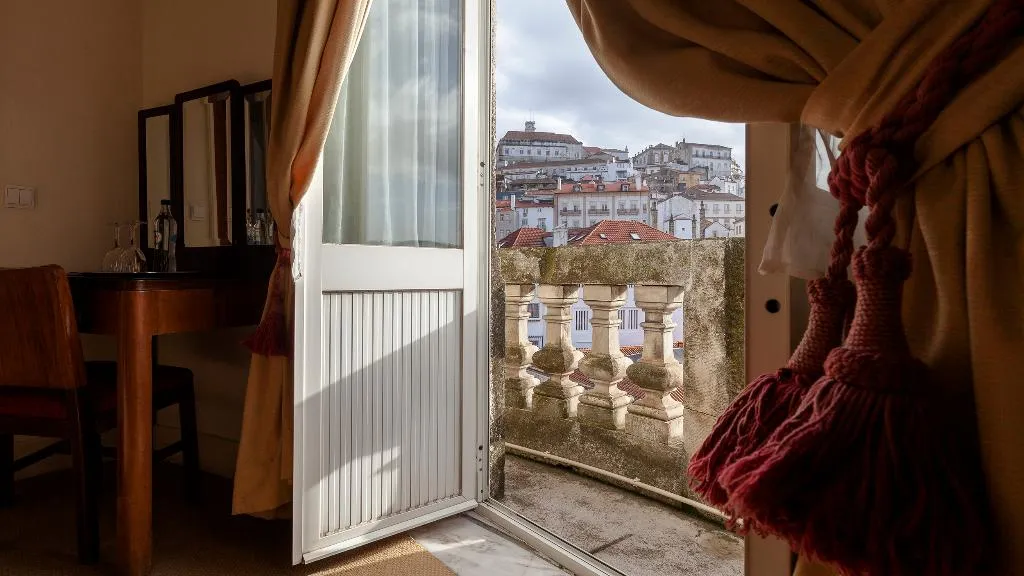 Room, Astoria - Coimbra, Madeira