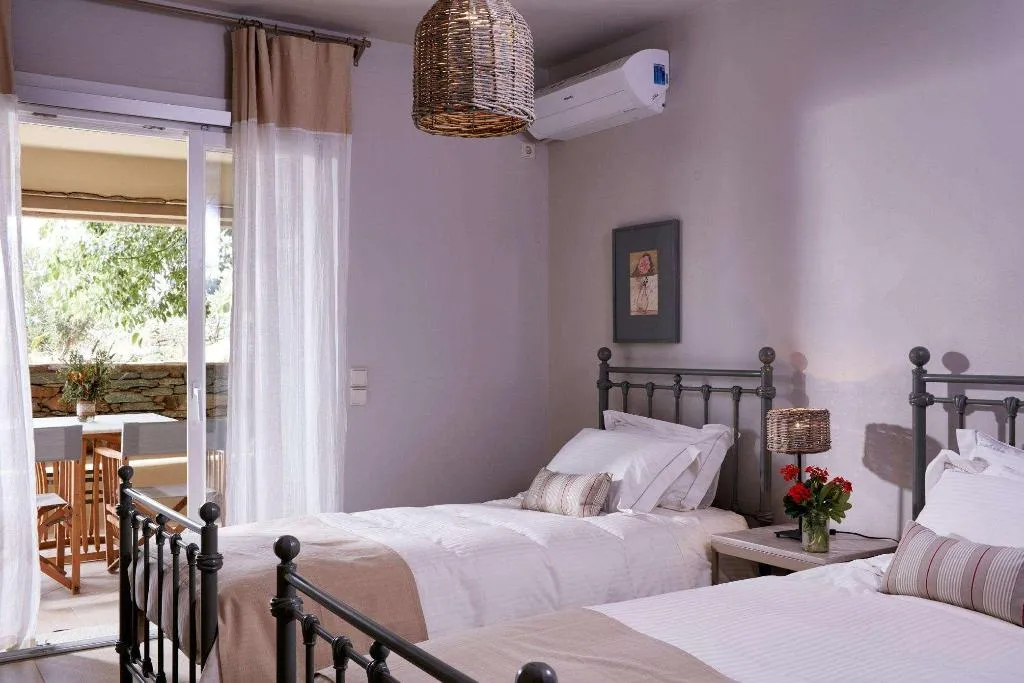 Room, Diles & Rinies, Mykonos