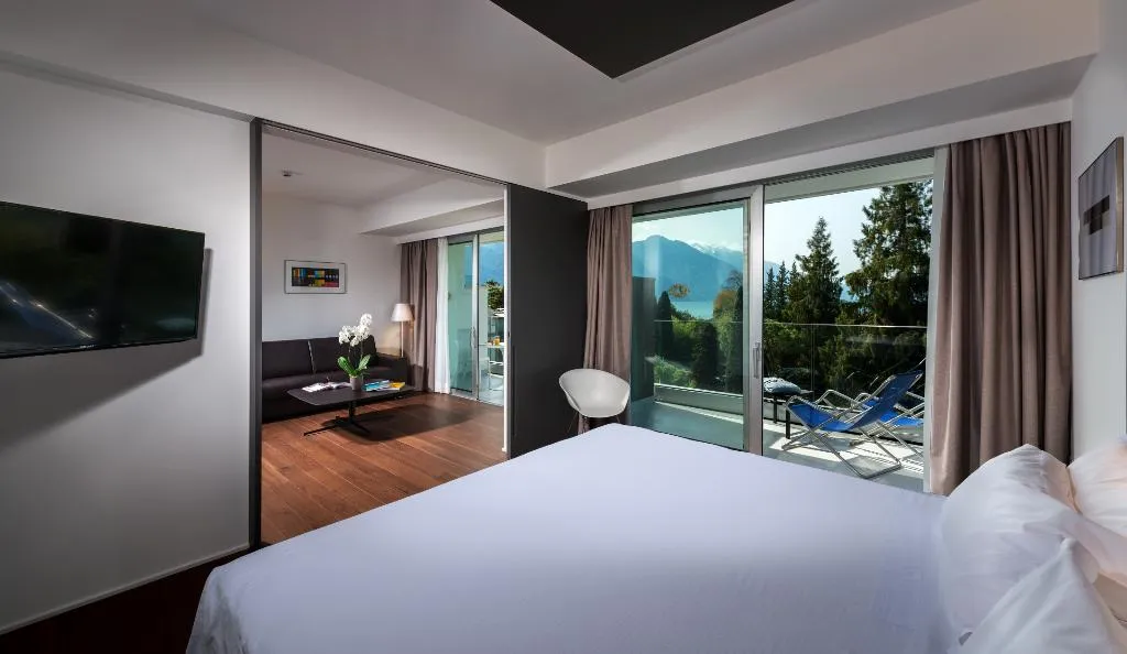 SUITE DELUXE LAKE VIEW Room, Grand Resort Du Lac Et Du Parc, Milan