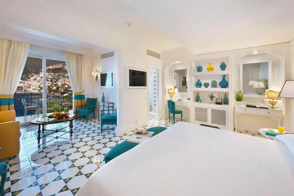 Room, Il San Pietro, Naples