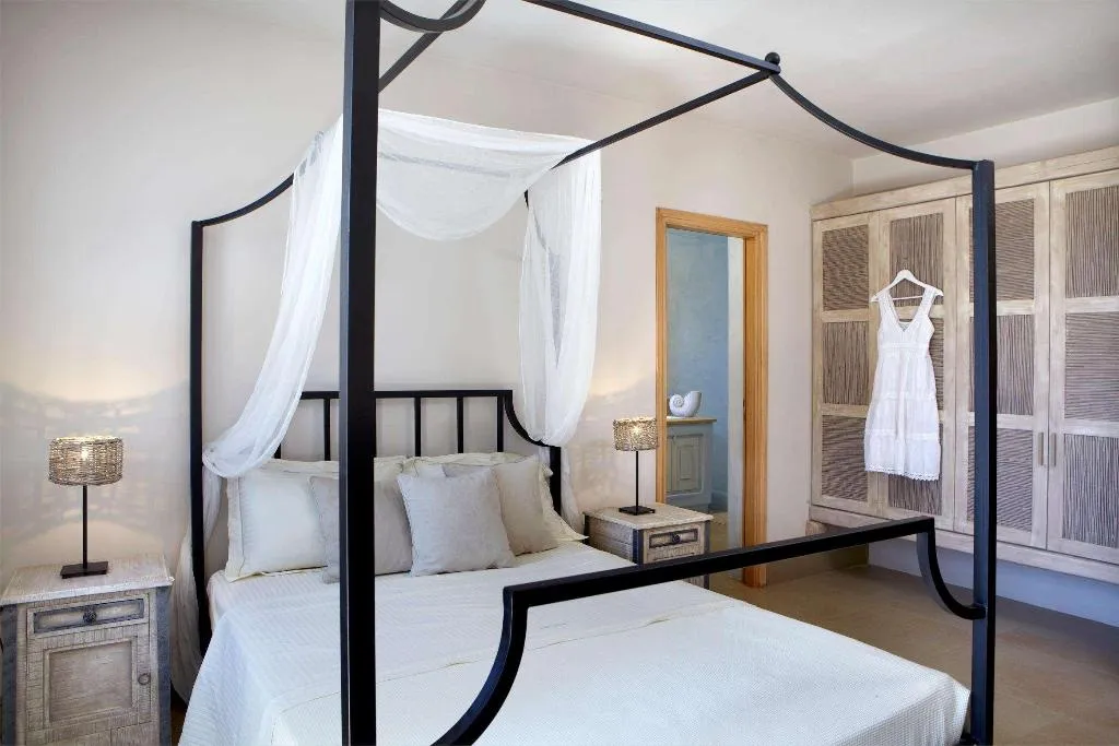 Room, Diles & Rinies, Mykonos