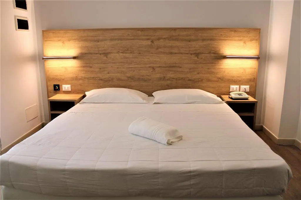 FAMILY ROOM STANDARD Room, Casena Dei Colli Sure Hotel Collection by BW, Palermo