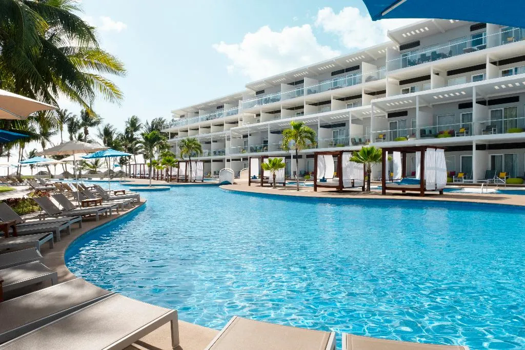 Pool, Iberostar Selection Riviera Cancun, Cancun Area